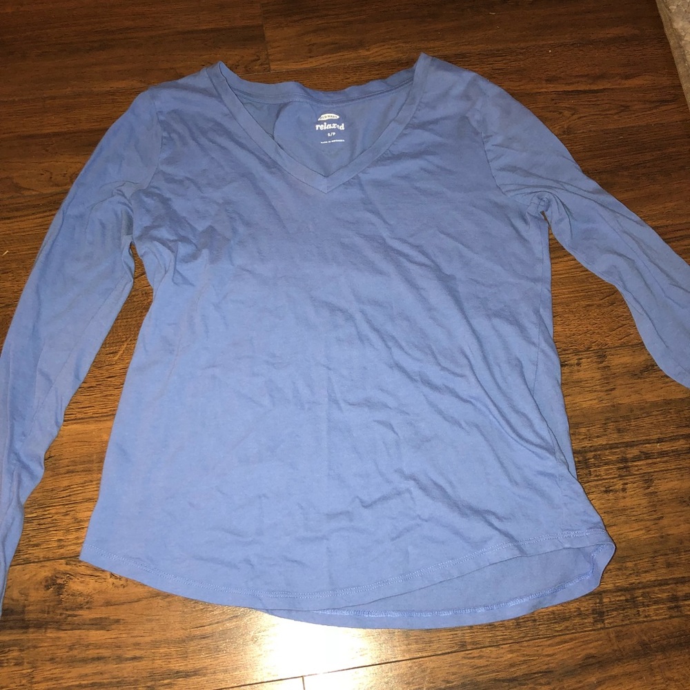 Old Navy long sleeve tee